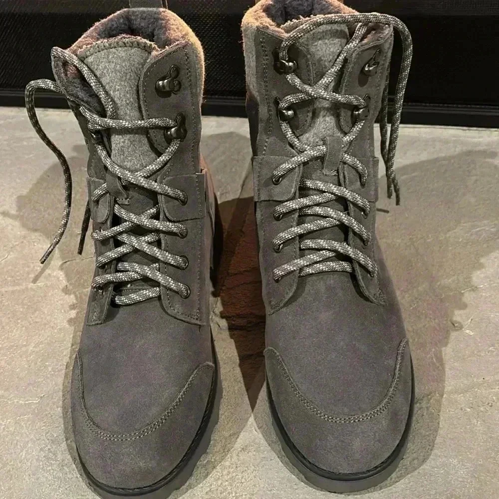 BEARPAW Alicia Never wet boots, cow suede upper, sheepskin foot bed,rugged sole